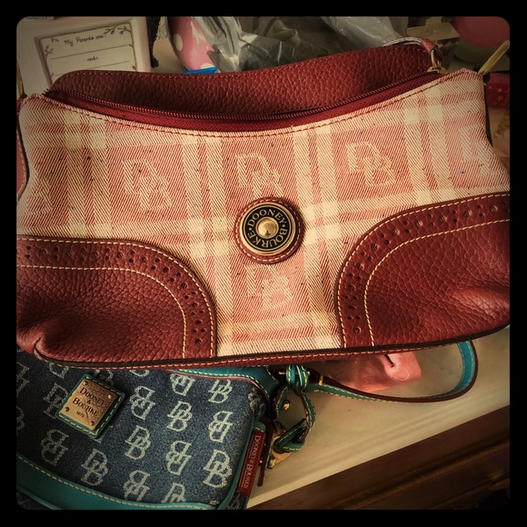 Dooney bourke purse - Picture 1 of 3